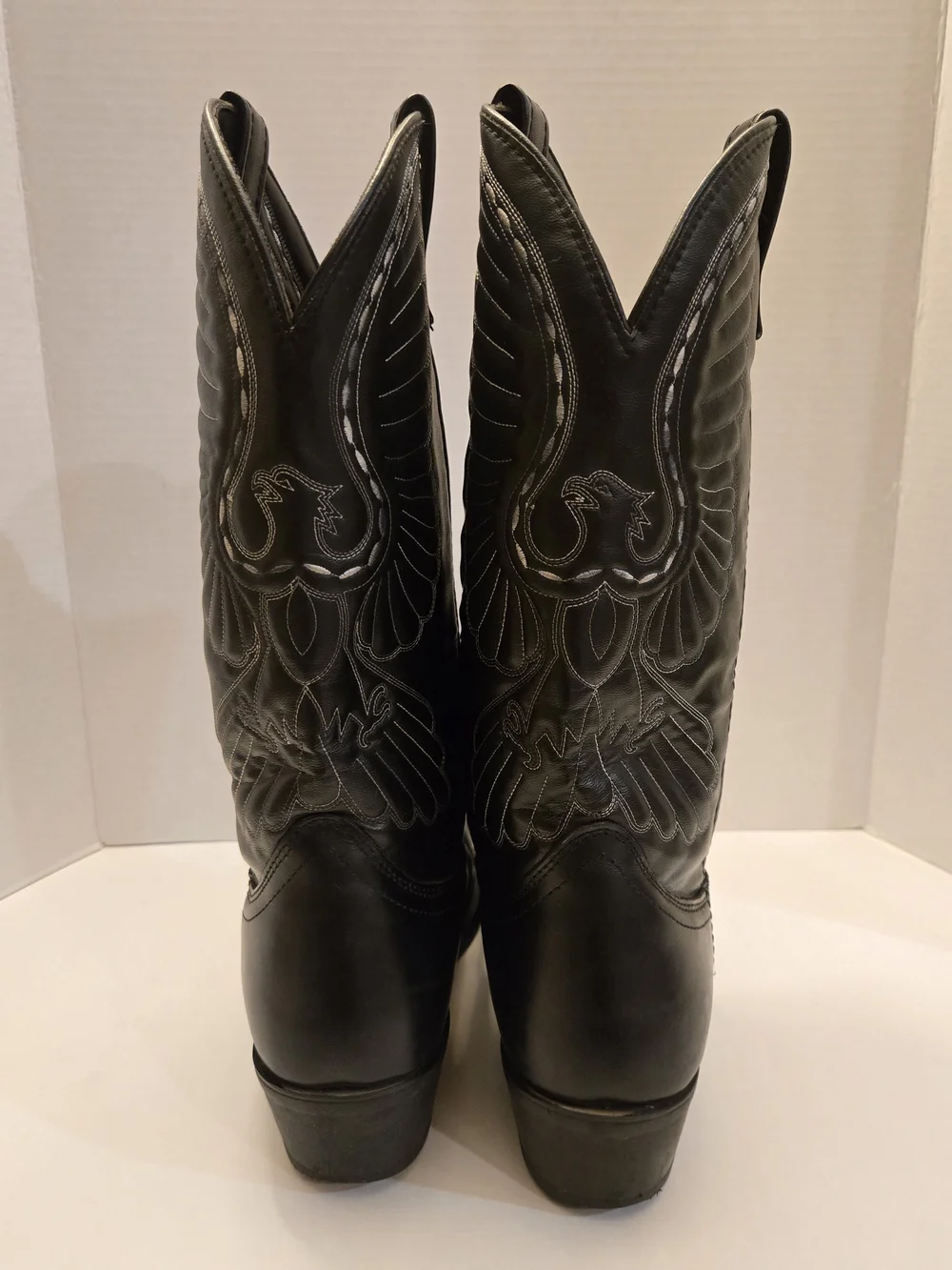 Laredo Mens Black Vamp Fox Wing-Stitched Western Boots